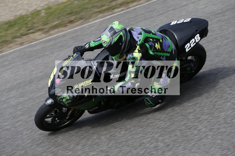 /08 17.04.2026  TZ Motorsport ADR/Gruppe gelb/228
